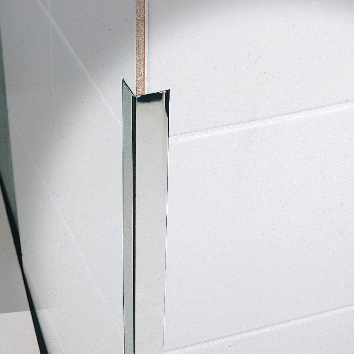 Profil pentru rost de dilatare la placări ceramice interior/exterior
