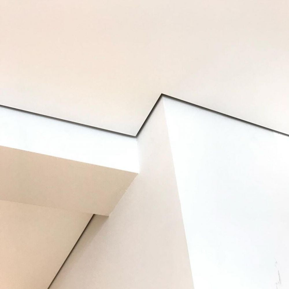 Profil de Aluminiu pentru Tavan cu Efect Shadow Gap (10x25)